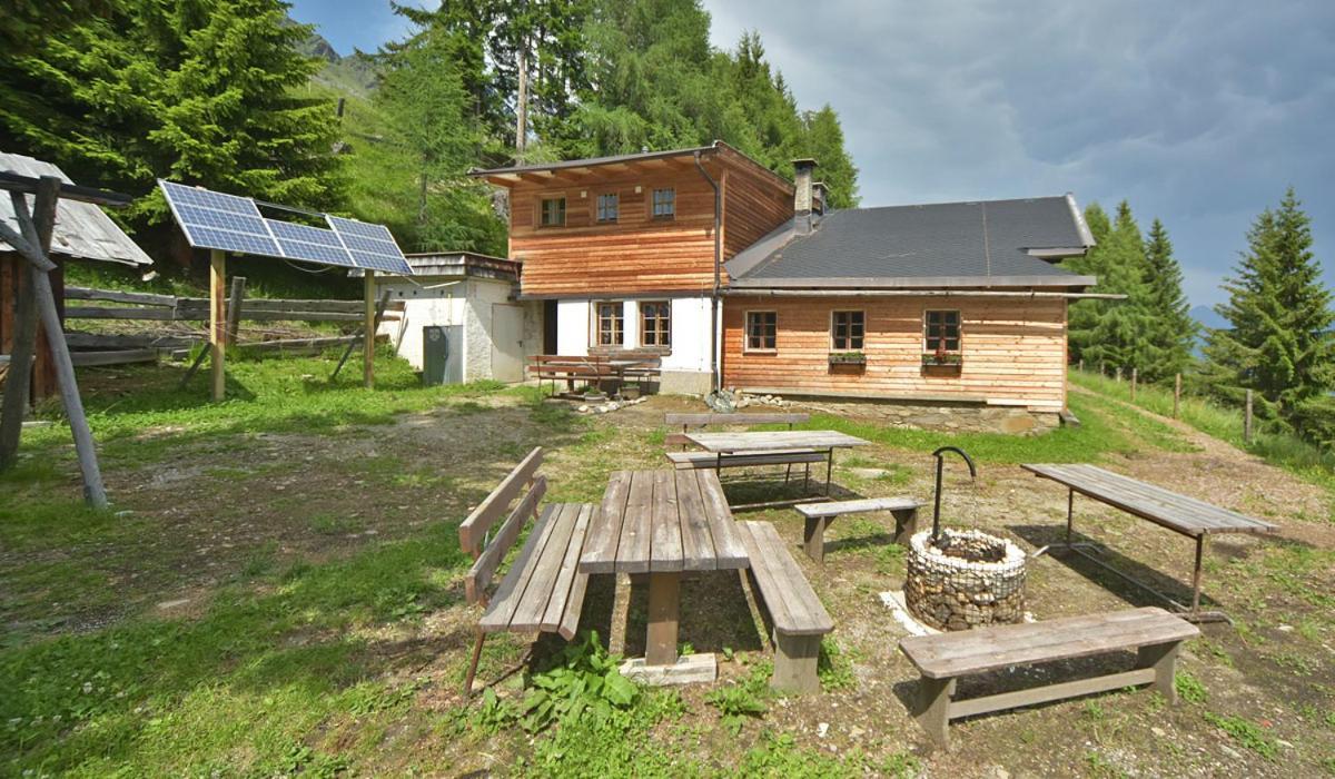 Holiday home Rangersdorfer Huette Witschdorf